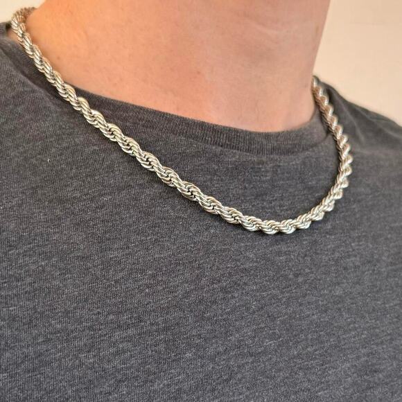 Basic rope chain necklace - Picture 2 of 3